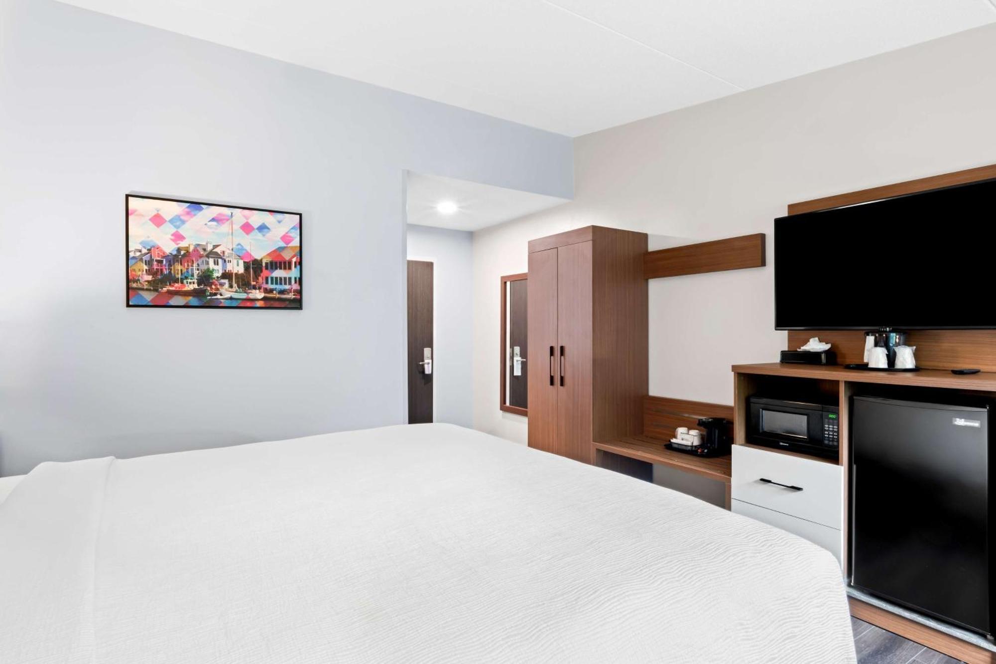 Best Western Niantic - New London, Mystic Area Экстерьер фото