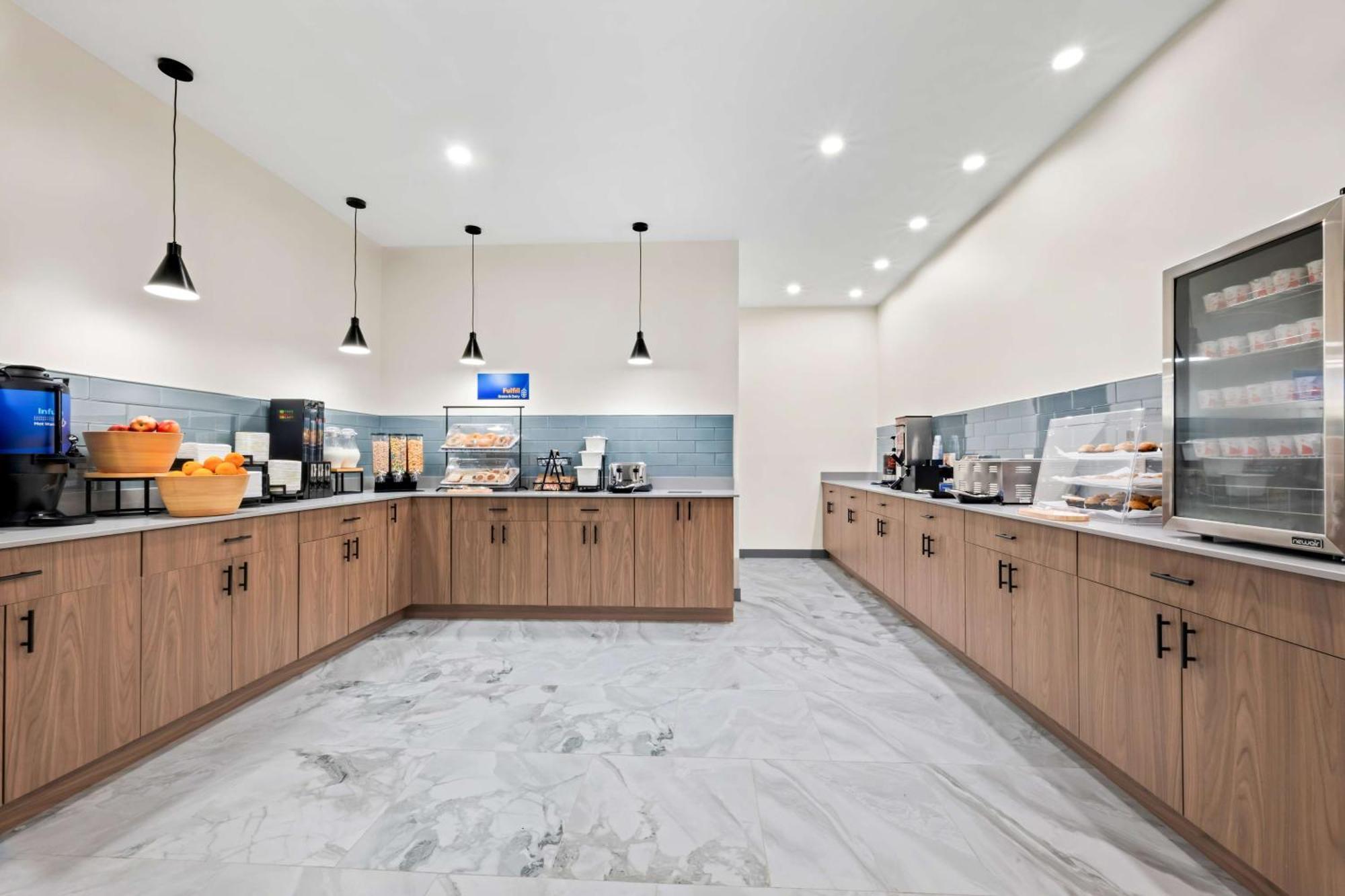 Best Western Niantic - New London, Mystic Area Экстерьер фото
